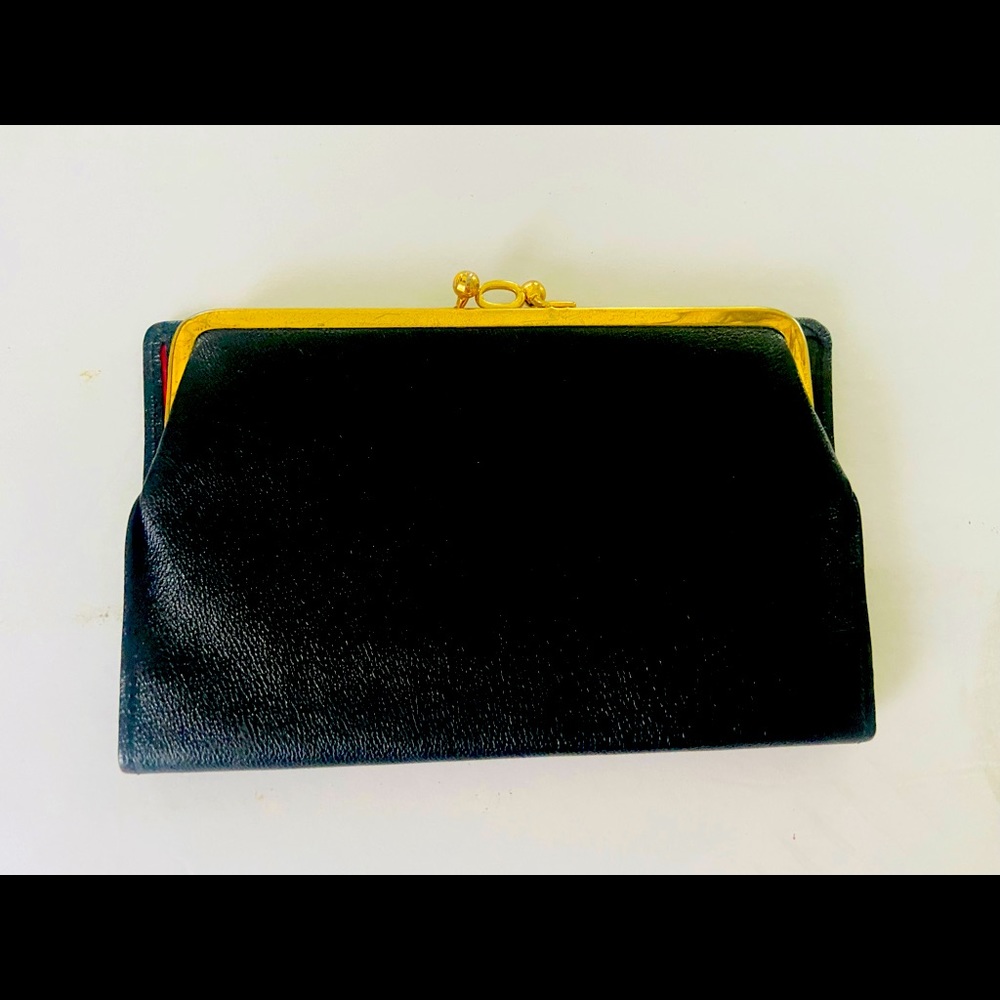 Vintage 1950’s Black and gold clutch